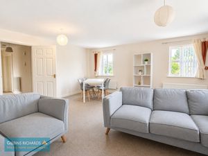Sitting room- click for photo gallery